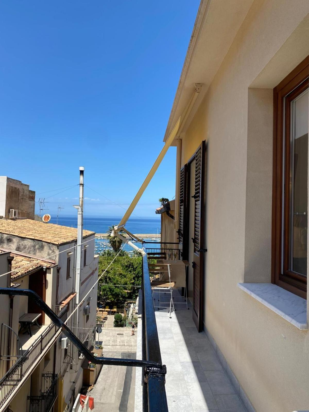 Residence Le Rose Castellammare del Golfo Buitenkant foto