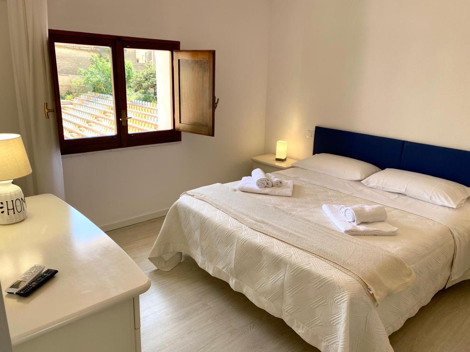 Residence Le Rose Castellammare del Golfo Buitenkant foto