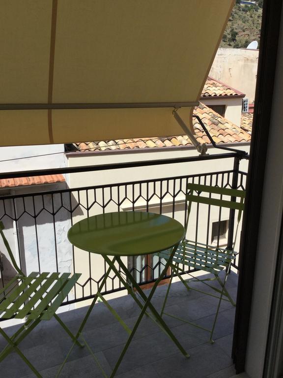 Residence Le Rose Castellammare del Golfo Buitenkant foto