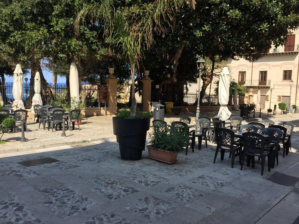 Residence Le Rose Castellammare del Golfo Buitenkant foto