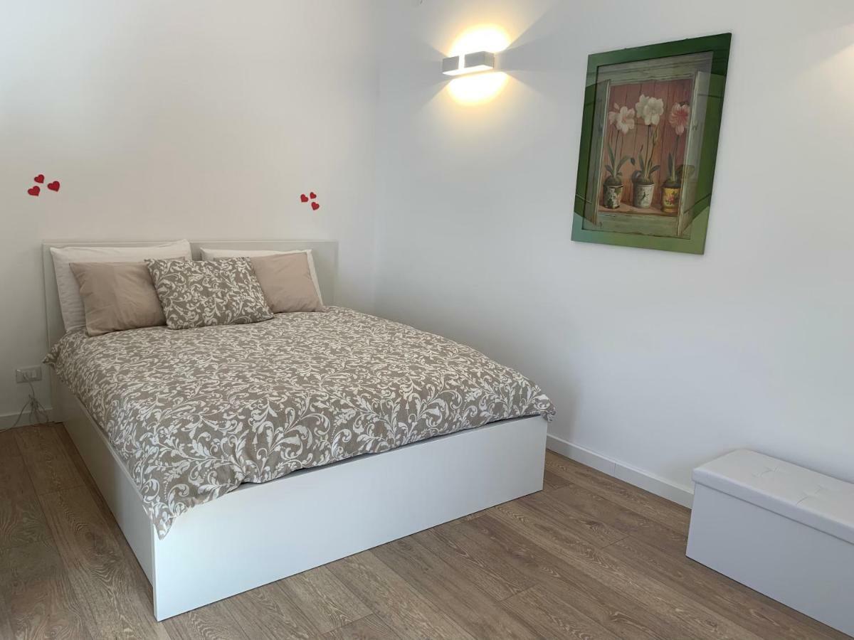 Residence Le Rose Castellammare del Golfo Buitenkant foto
